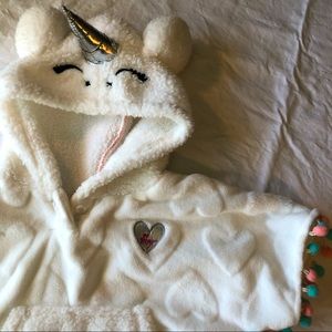 Betsey Johnson unicorn poncho